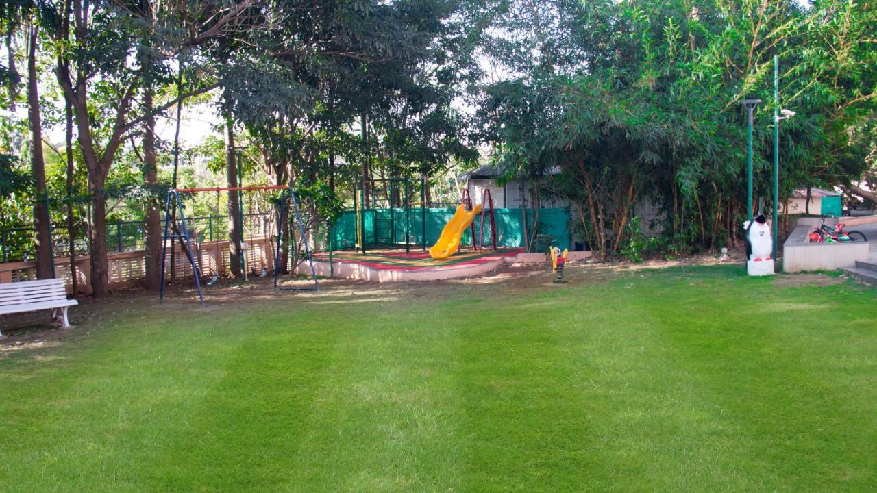 7 แอปเปิล รีสอร์ต - โลนาวาลา Hotel ภายนอก รูปภาพ