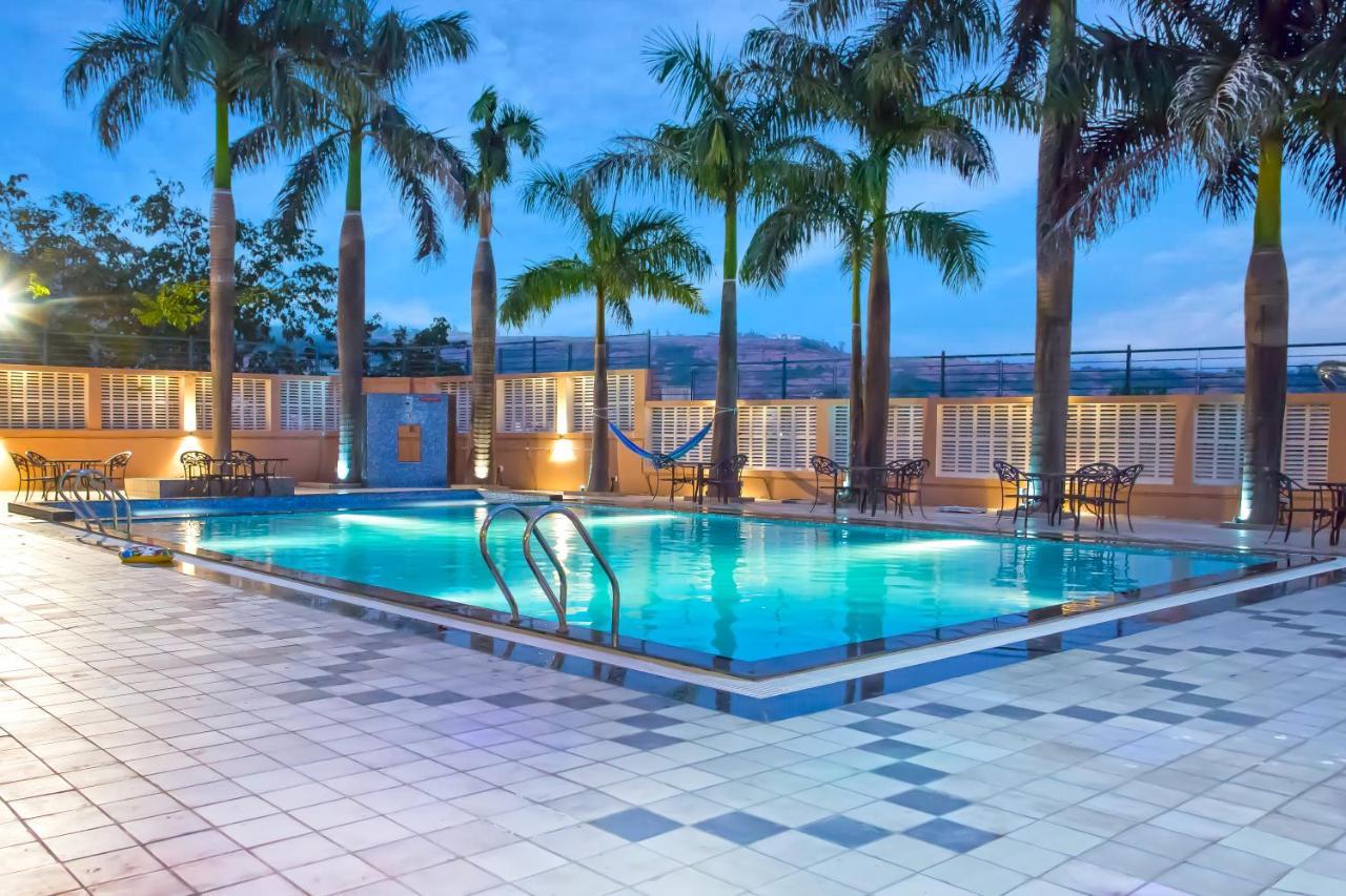 7 แอปเปิล รีสอร์ต - โลนาวาลา Hotel ภายนอก รูปภาพ