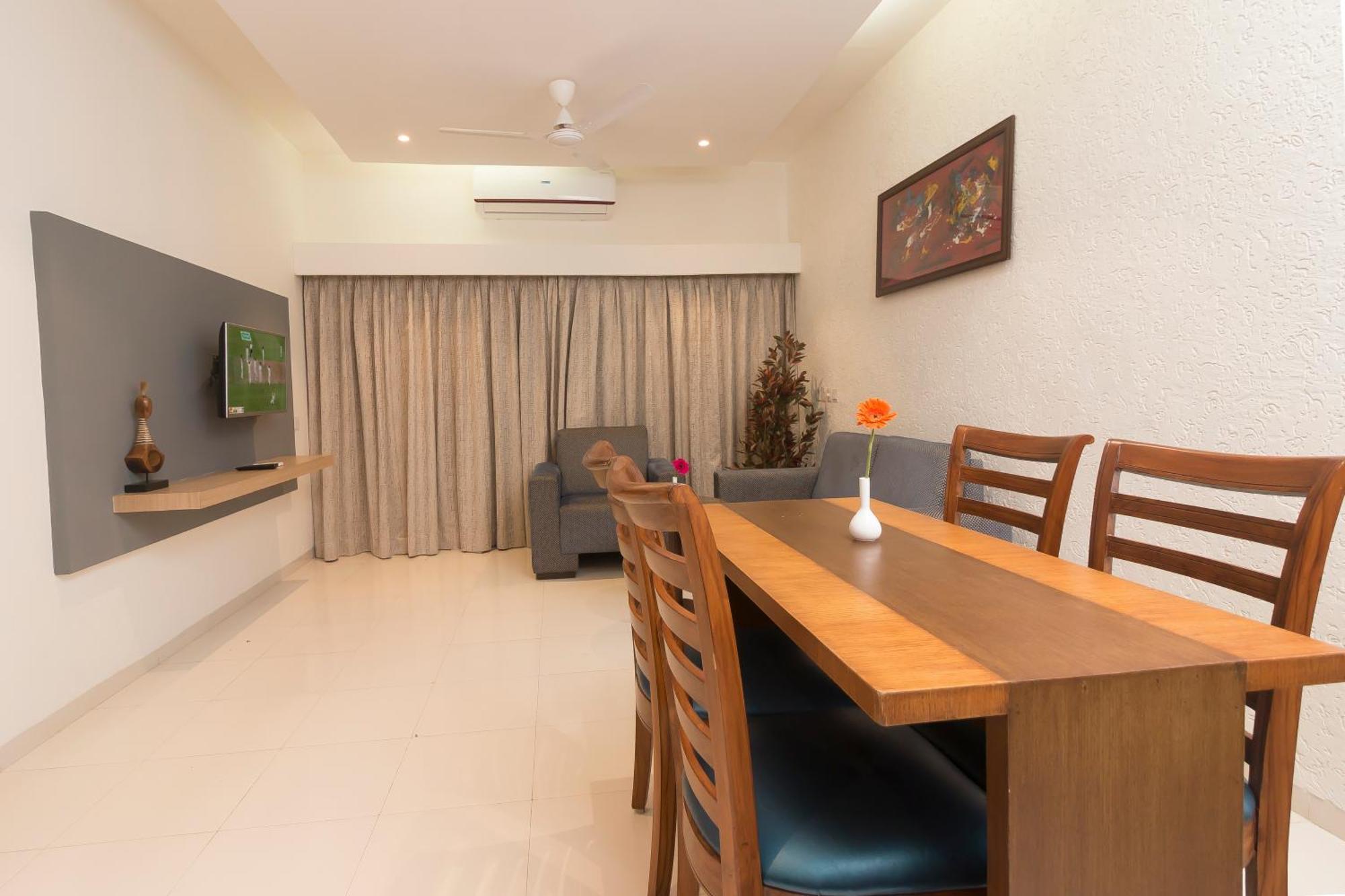 7 แอปเปิล รีสอร์ต - โลนาวาลา Hotel ภายนอก รูปภาพ