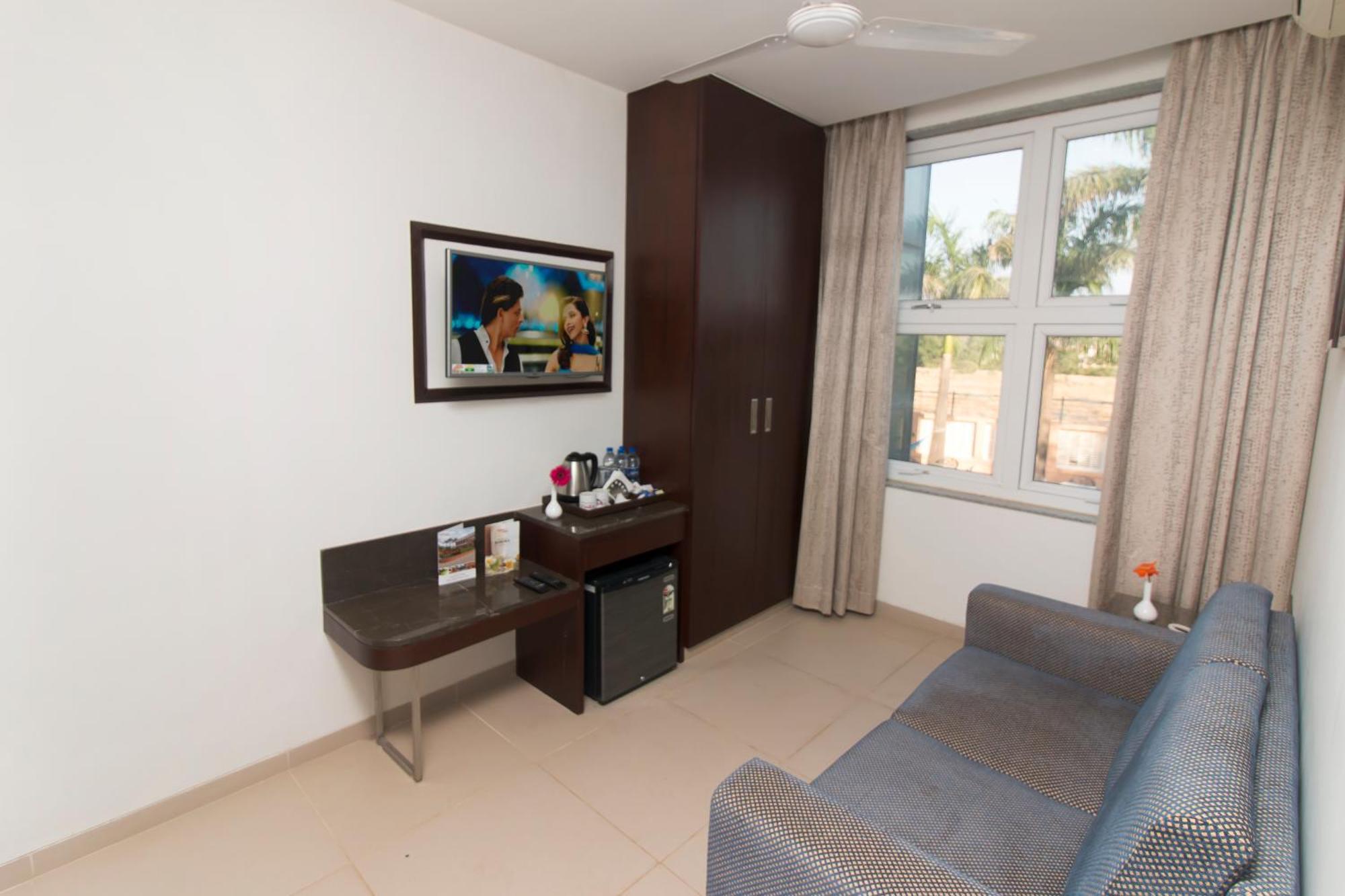7 แอปเปิล รีสอร์ต - โลนาวาลา Hotel ภายนอก รูปภาพ