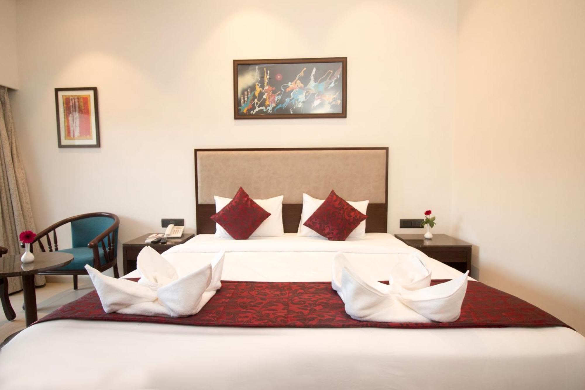 7 แอปเปิล รีสอร์ต - โลนาวาลา Hotel ภายนอก รูปภาพ