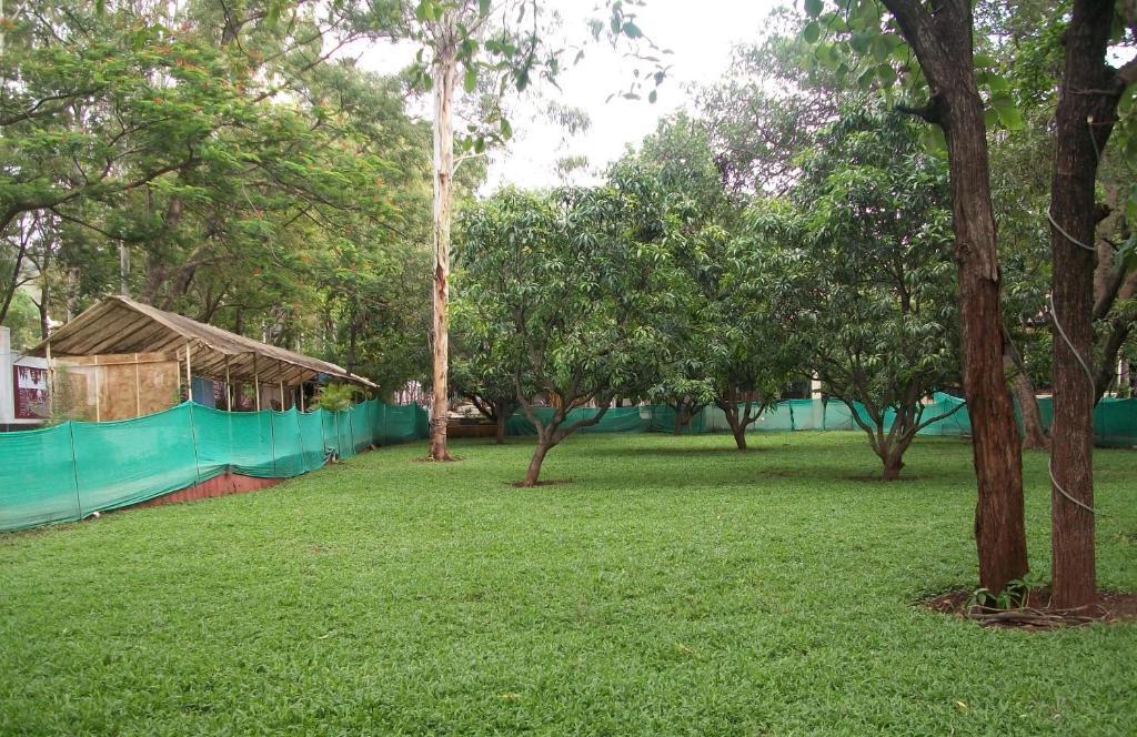 7 แอปเปิล รีสอร์ต - โลนาวาลา Hotel ภายนอก รูปภาพ