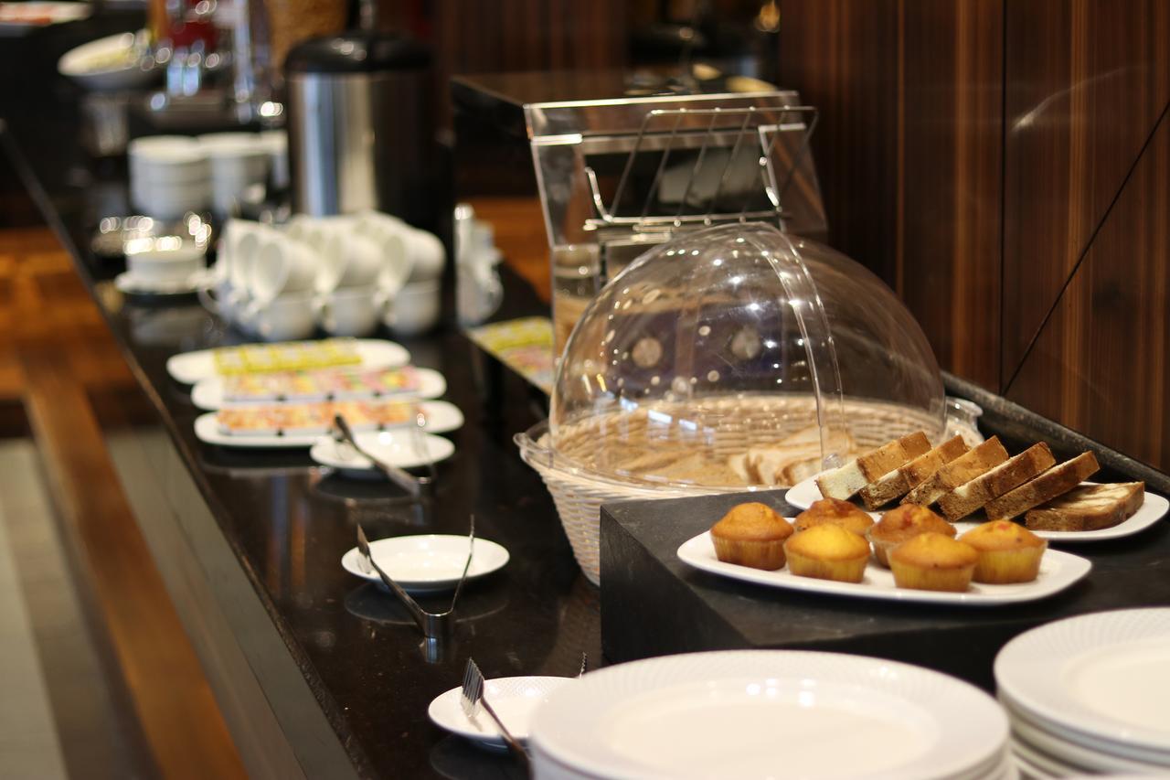 7 แอปเปิล รีสอร์ต - โลนาวาลา Hotel ภายนอก รูปภาพ