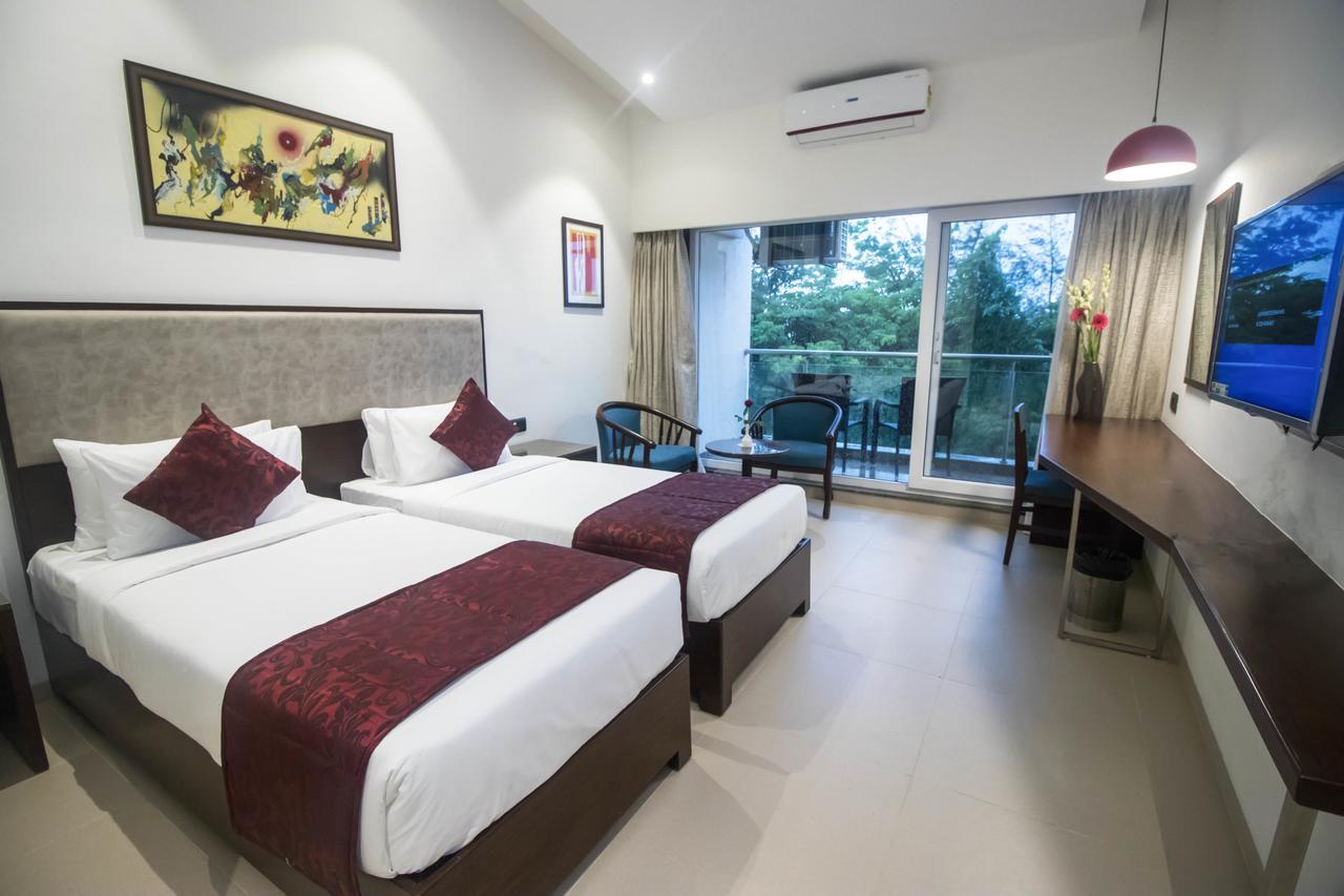 7 แอปเปิล รีสอร์ต - โลนาวาลา Hotel ภายนอก รูปภาพ